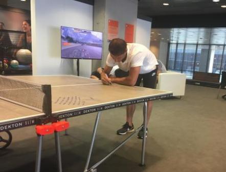 Rafa Nadal _ Dekton by Cosentino´s ping pong table (prensa).jpg