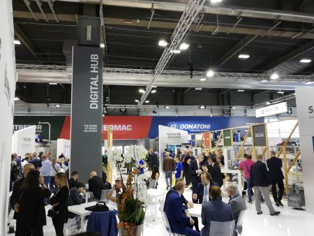 donatoni marmomac 2.jpg