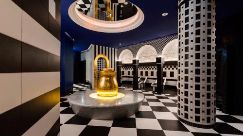 espa-at-mondrian-doha-male-spa.jpg